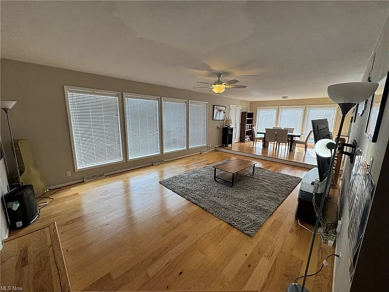2545 Buckhurst Dr — Photo 4
