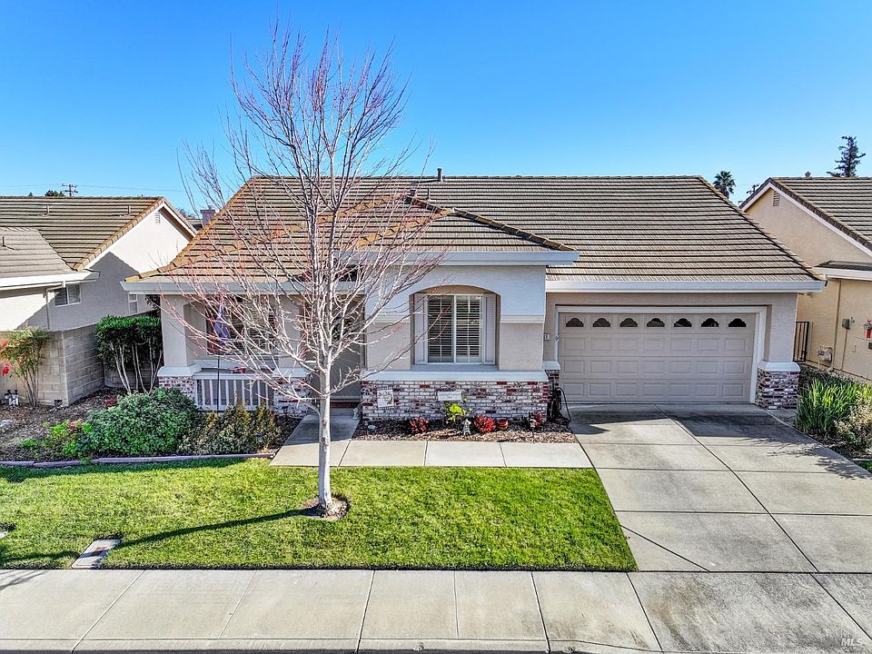 1st image of 161 Currant Lane