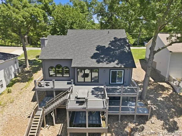 71 Arrowhead Beach Rd, Lake Ozark, MO 65049