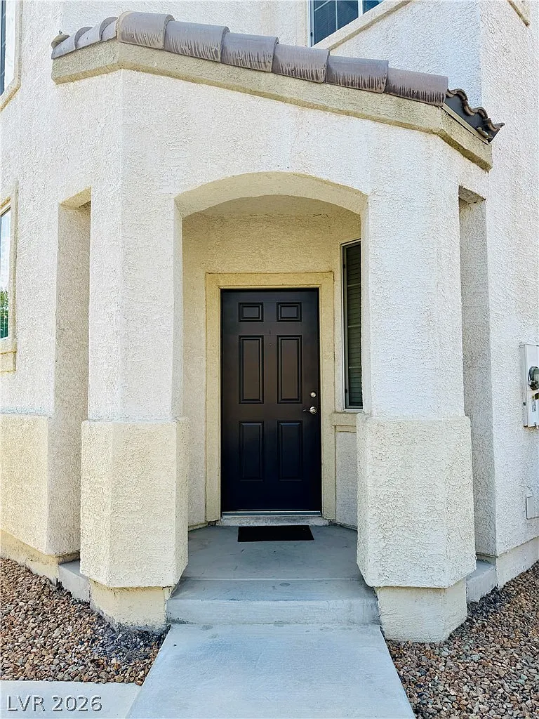 2 bed, 2.5 bath, 1304 sqft, $1,750 — Photo 3
