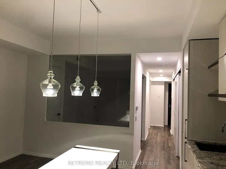 197 Yonge St #4704 — Photo 11