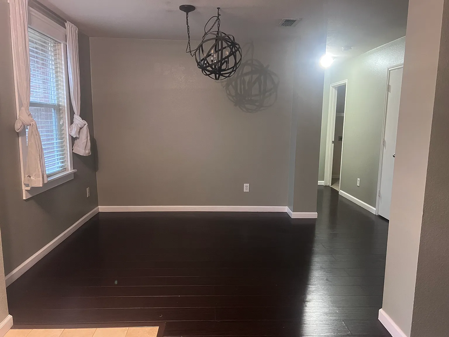 3 bed, 1772 sqft, $2,400 — Photo 3