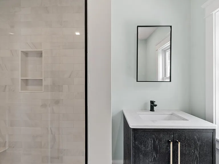 61 Warren St #2 — Photo 24