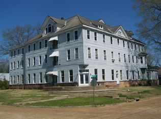 100 S Central Ave, Winona, MS 38967