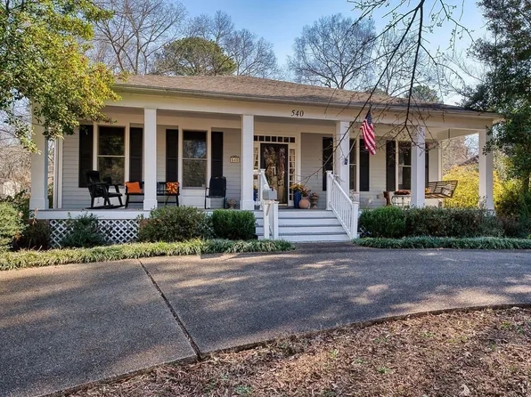 540 Bellaire Dr, Hot Springs, AR 71901