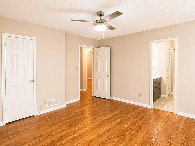 217 Briarpatch Ct — Photo 13
