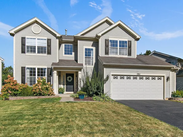2911 Plantation Dr, Carpentersville, IL 60110