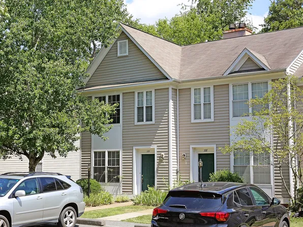 3339 Worth Xing, Charlottesville, VA 22911