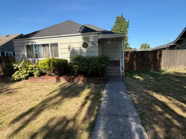 607 Oregon Way, Longview, WA 98632