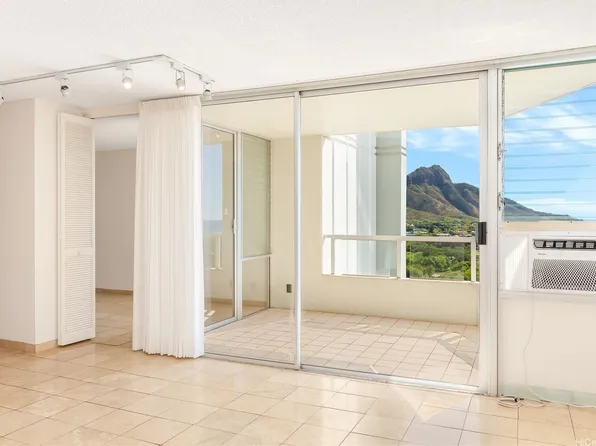 2600 Pualani Way APT 2103, Honolulu, HI 96815