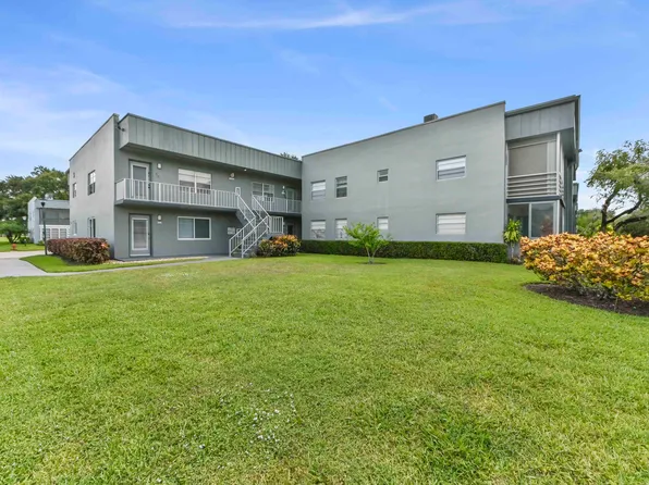 887 Normandy S, Delray Beach, FL 33484