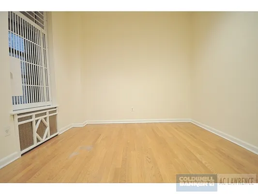 Rented by Aclawrence | media 8