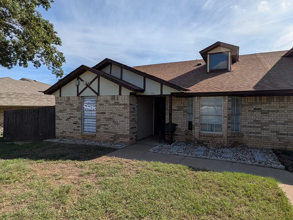 7310 Davis Blvd