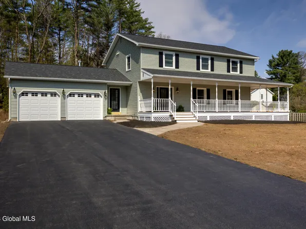 35 Fox Hollow Lane, Queensbury, NY 12804