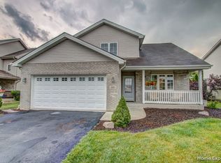 310 Timbers Bluff Trl, Beecher, IL 60401