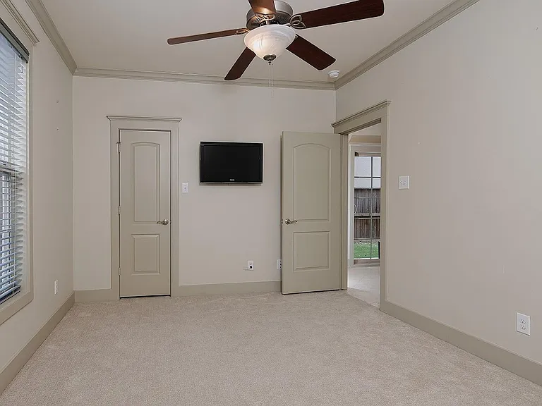 514 Cortlandt St #B — Photo 10