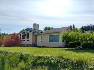 1045 Rocky Point Dr, Camano Island, WA 98282