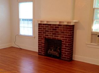 852 Woodrow Ave APT 4, Waynesboro, VA 22980