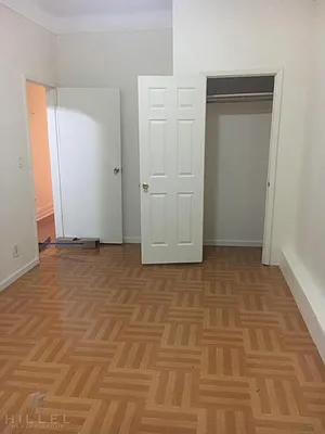 Rented by Hillel Realty Group | media 10