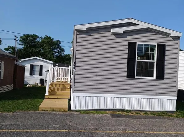 1405 Farrell Ave Trlr 237, Cherry Hill, NJ 08002