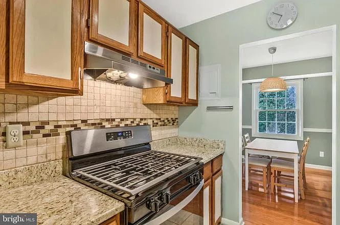 3846 Lyndhurst Dr #302 — Photo 10