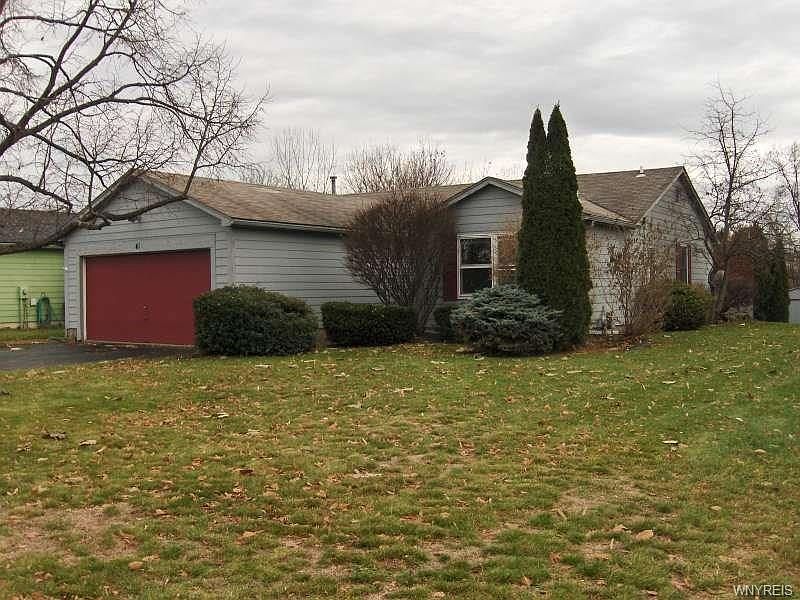1st image of 41 Lone Oak Cir