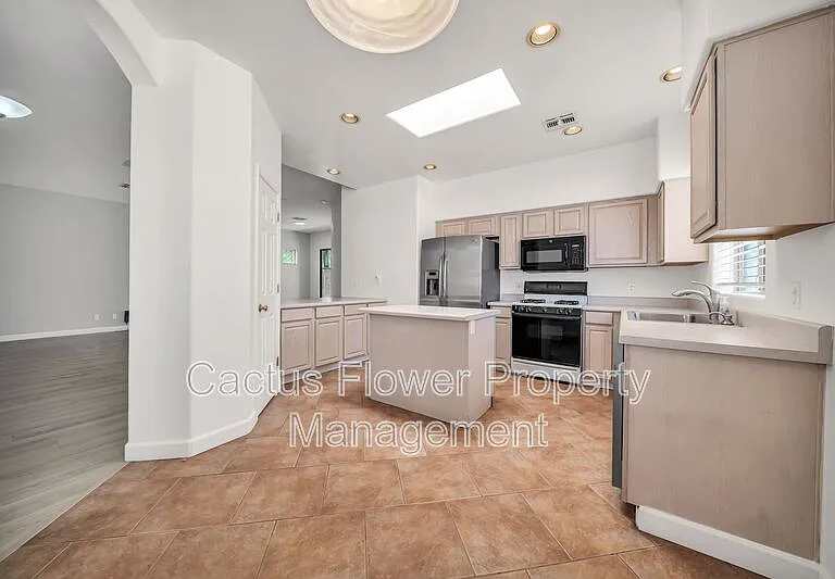 20276 N 64th Ave — Photo 21