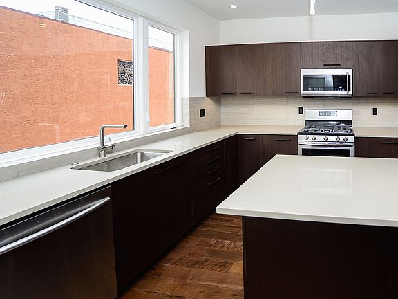 5th image of 1329 Dorrance St