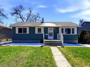 3039 Assiniboine Ave, Regina, SK S4S1E2