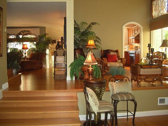 2nd image of 174 Japonica Ave
