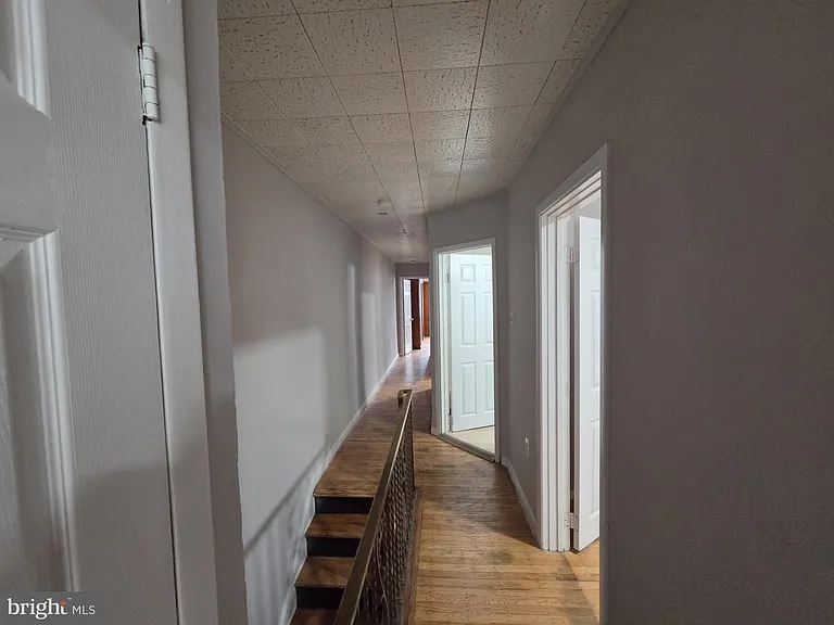 633 E Allegheny Ave — Photo 23