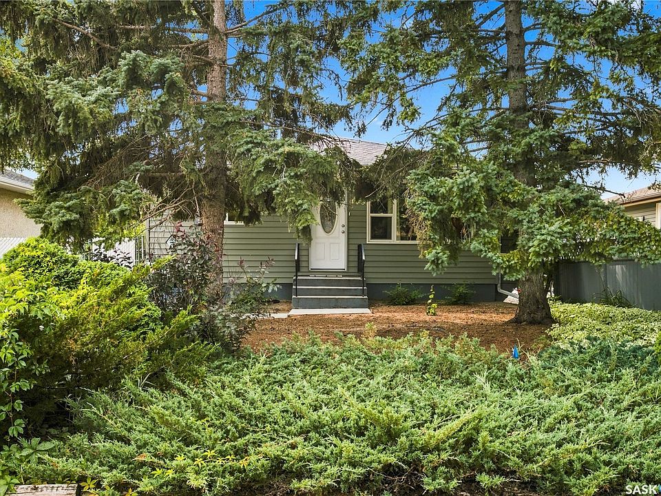 1st image of 448 ROBINSON Street