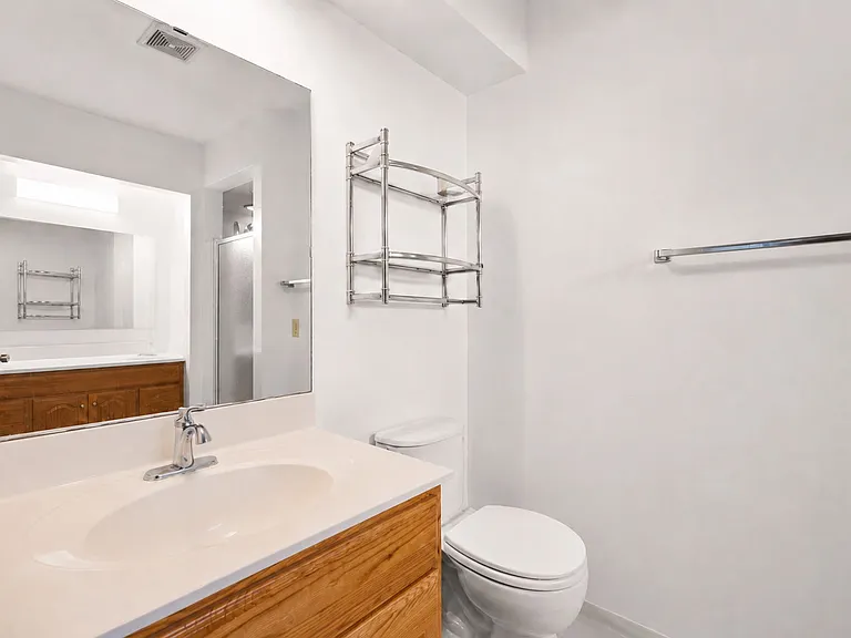 3622 Rolling Hill Dr — Photo 25