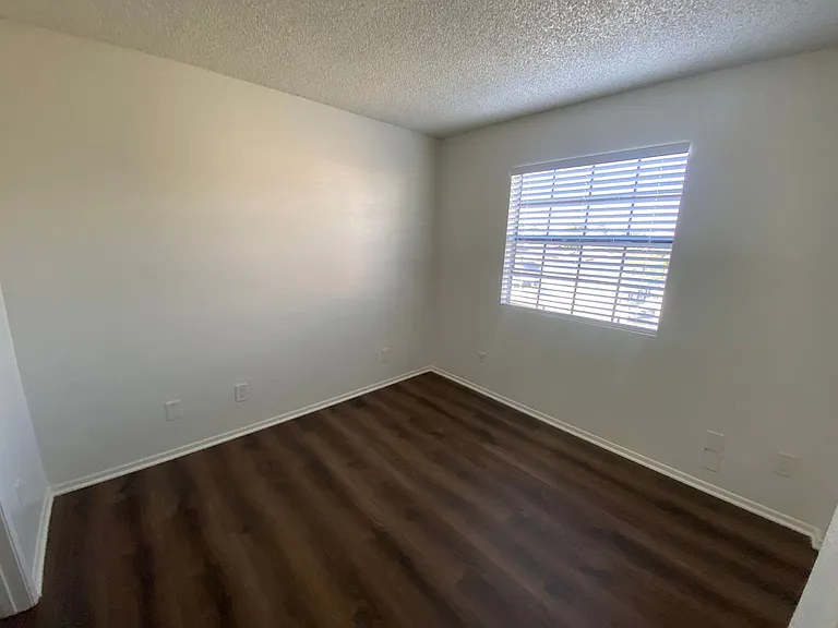 920 Martin Luther King Jr. — Photo 18
