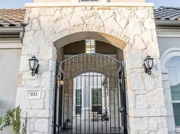 921 Morning Moon Cir, Austin, TX 78732