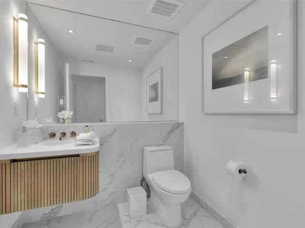 525 N Fort Lauderdale Beach Boulevard #1903, Fort Lauderdale, FL 33304
