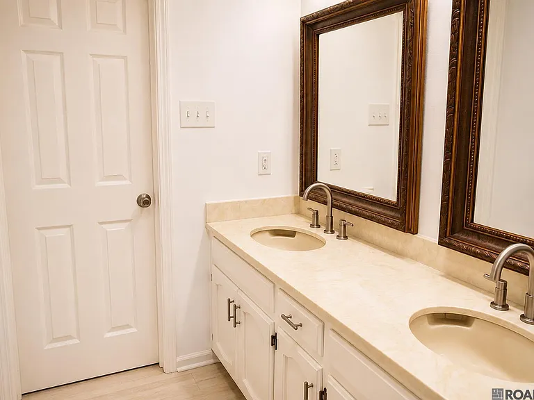 13523 Willowridge Ave — Photo 21