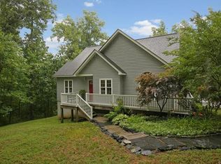 3841 Stowe Dr, Richmond, VA 23234