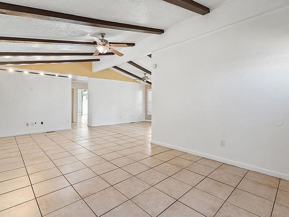 5th image of 40560 Golden Way