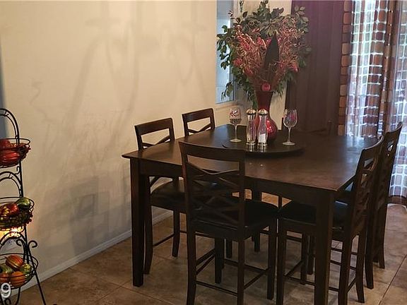 3rd image of 45 Pine Blossom Ave