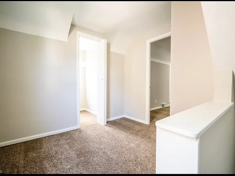 836 Nela View Rd — Photo 8
