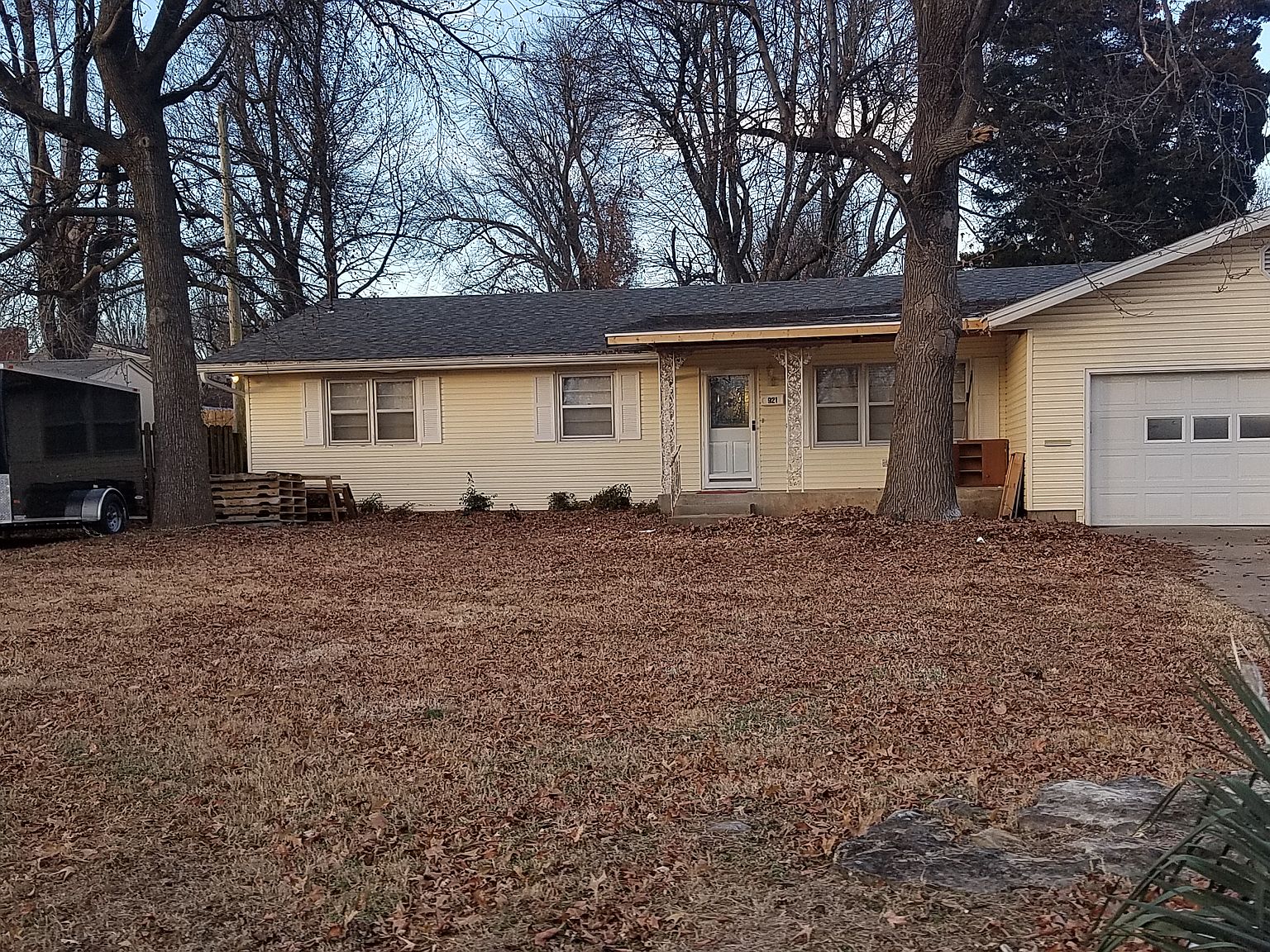 921 E Lindberg St, Springfield, MO 65807 Zillow