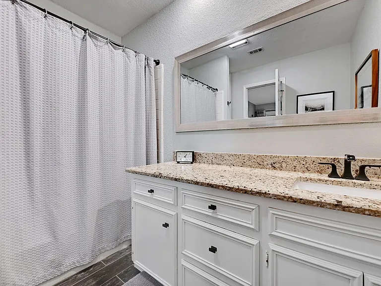 11133 Pinehurst Dr #C — Photo 21