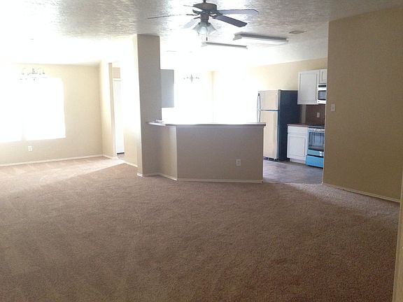 Family Room_04302014