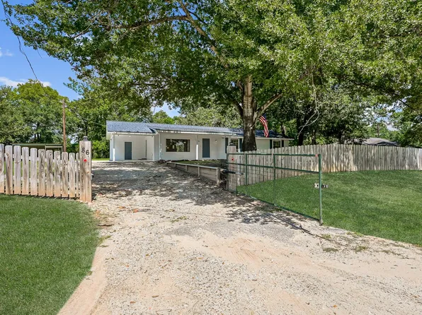 86 Louis Davis Drive, Huntsville, TX 77320