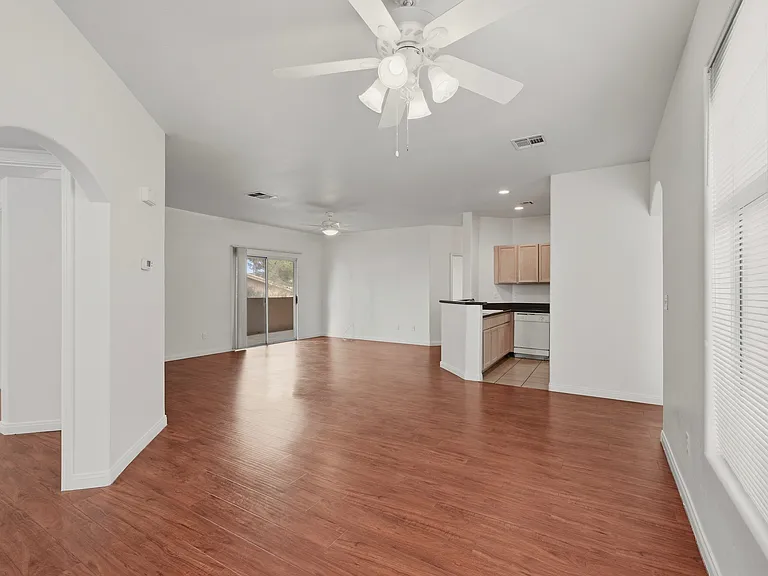 #GuardianRealty 2050 W Warm Spring #3722 Resort Community Rental livingroom 2_07202026