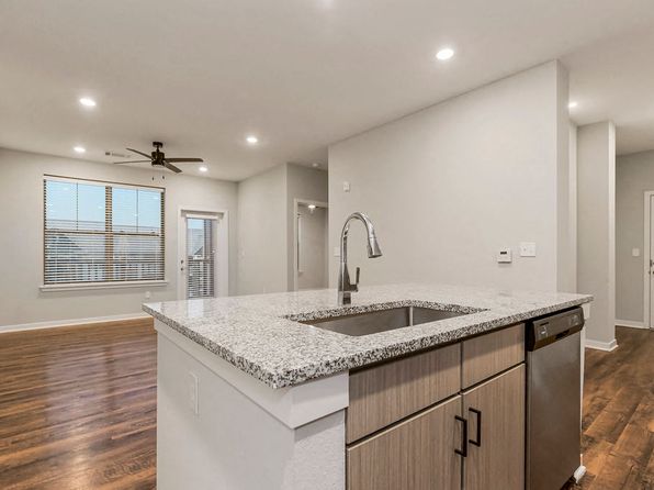 8101 NW Barrybrooke Dr #3-3301