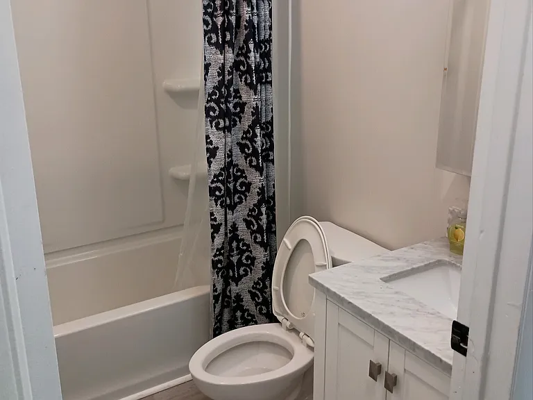 1826 Mound Rd #2 — Photo 7