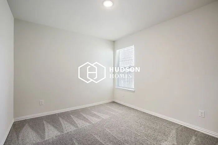 104 Kainos St — Photo 8