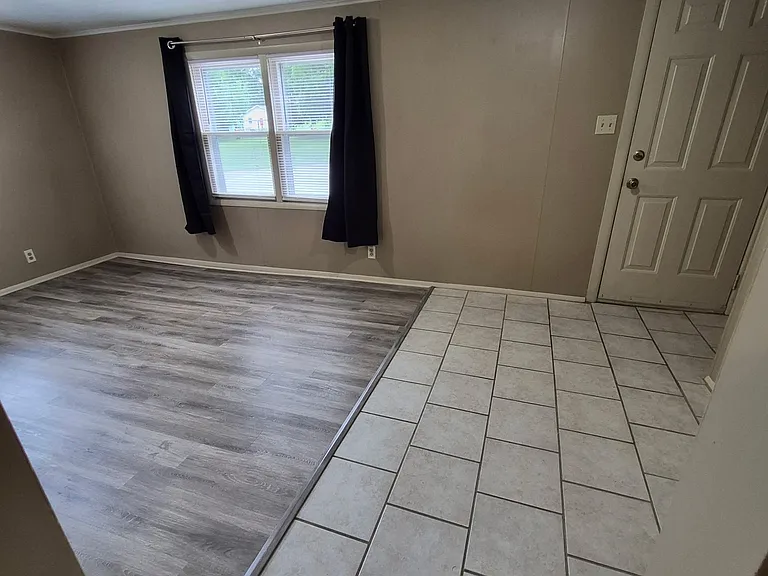 908 Cedar St #D — Photo 25